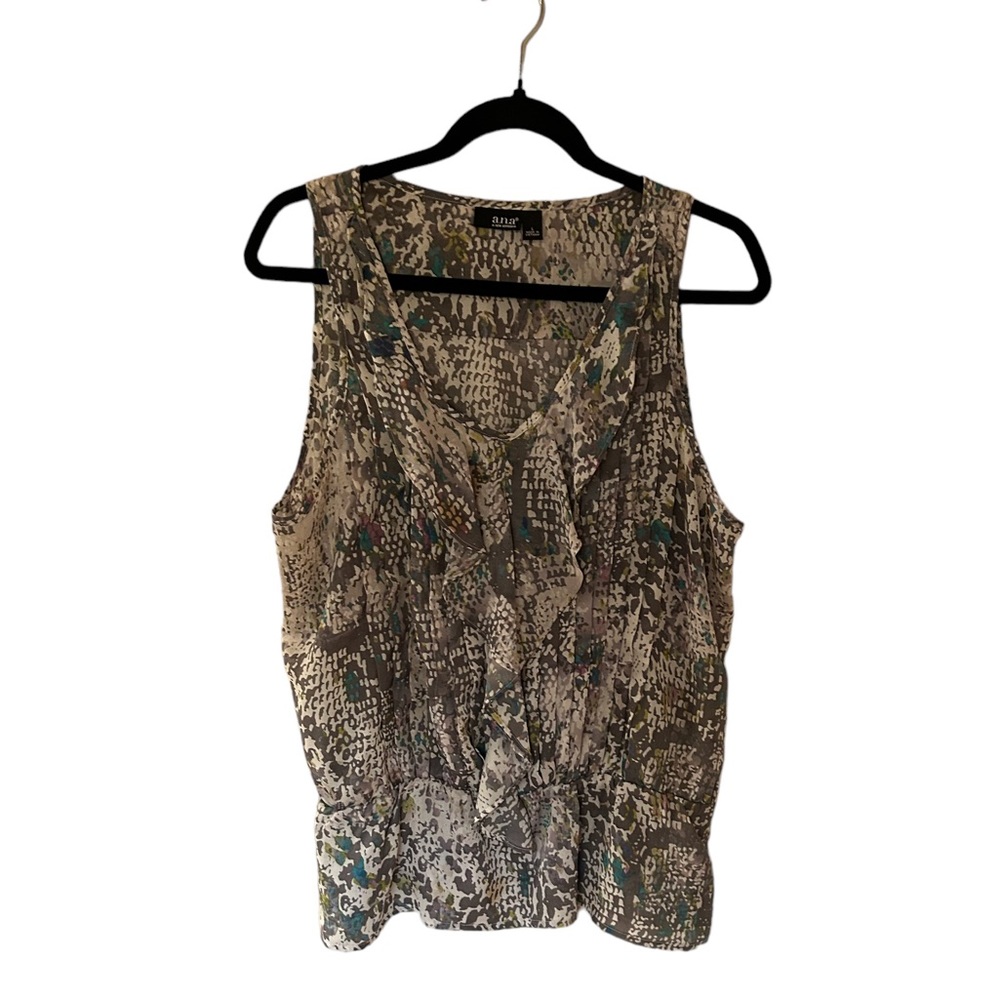 A.N.A.   A new approach Women's Gray Peplum. Size LG.  367